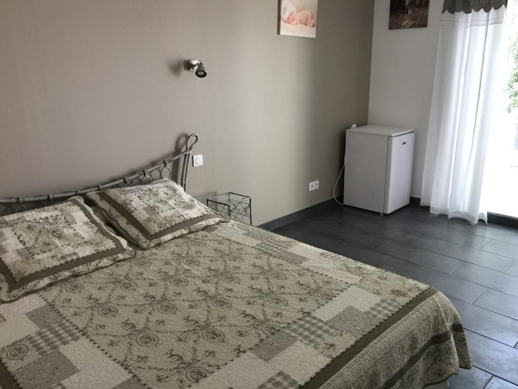 Chambres D'Hotes Le Mas Du Bijou Bleu Puget-sur-Argens Esterno foto