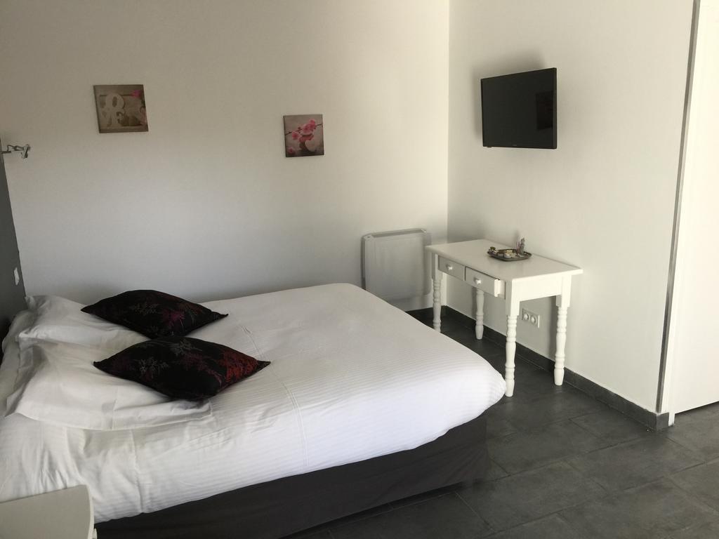 Chambres D'Hotes Le Mas Du Bijou Bleu Puget-sur-Argens Esterno foto