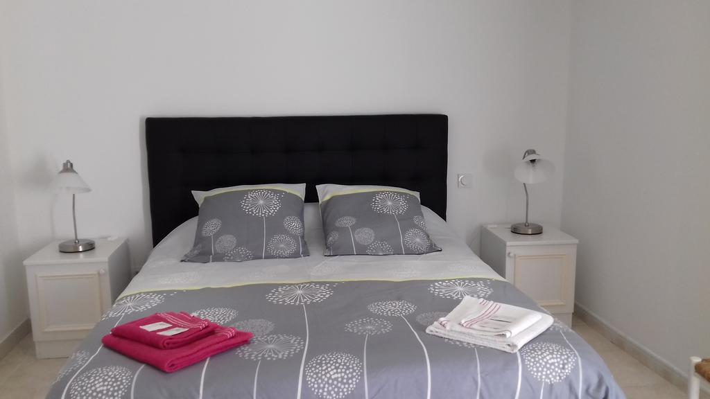 Chambres D'Hotes Le Mas Du Bijou Bleu Puget-sur-Argens Esterno foto
